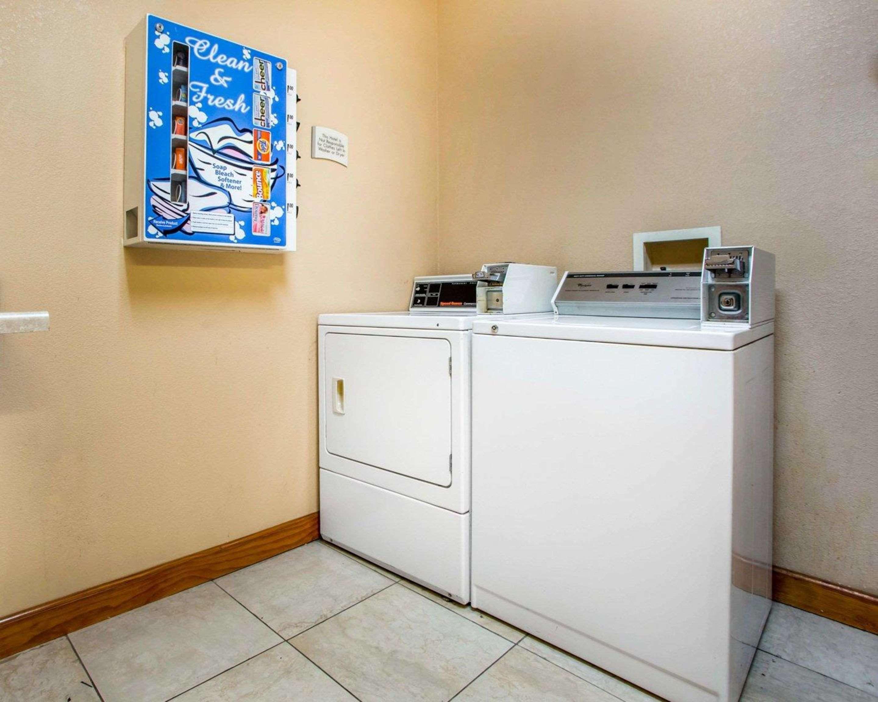 Quality Inn & Suites South-Obetz Kültér fotó