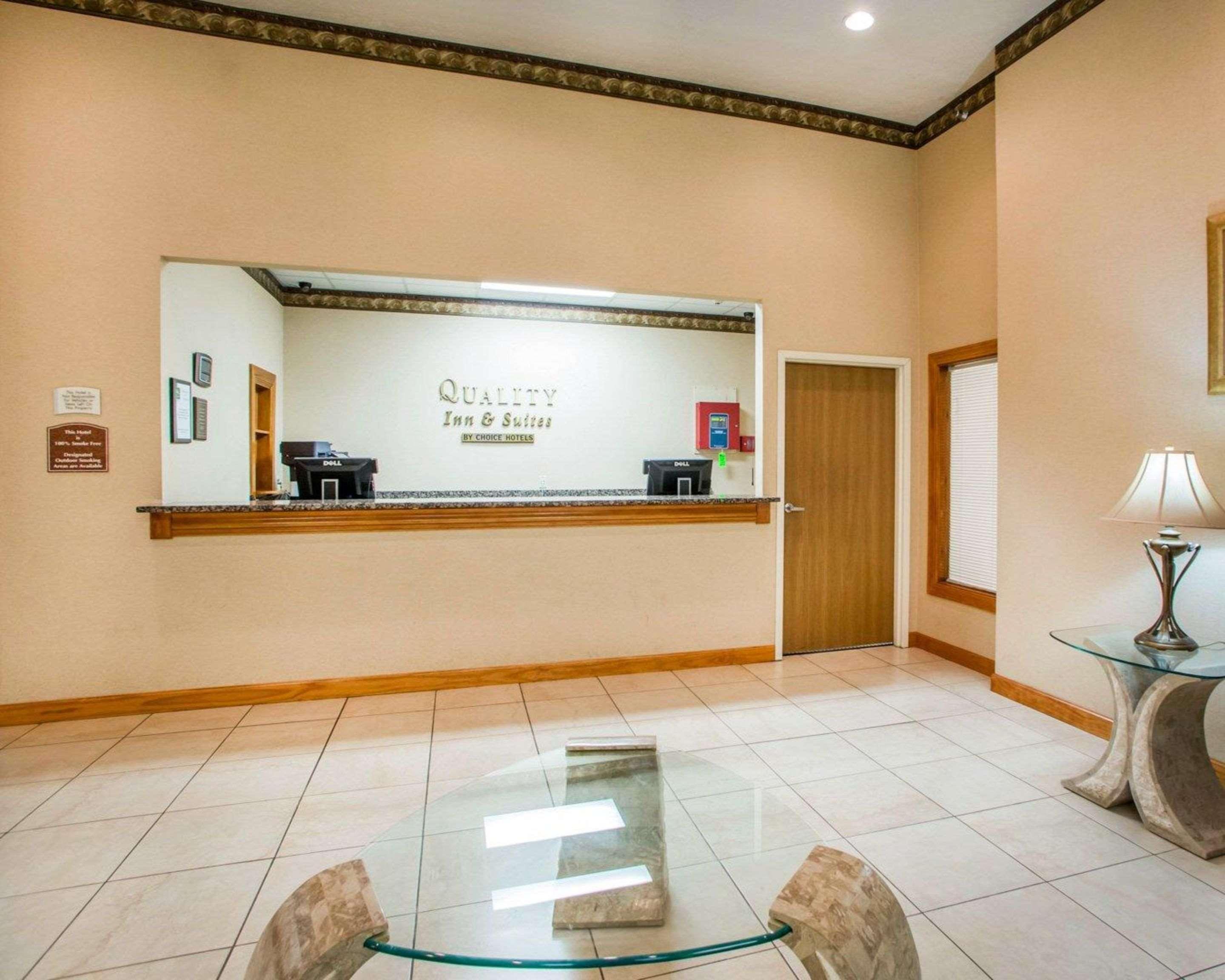 Quality Inn & Suites South-Obetz Kültér fotó