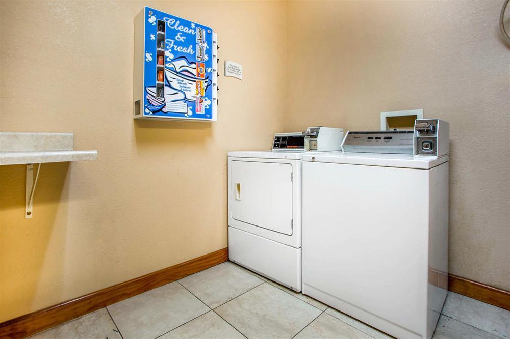 Quality Inn & Suites South-Obetz Kültér fotó