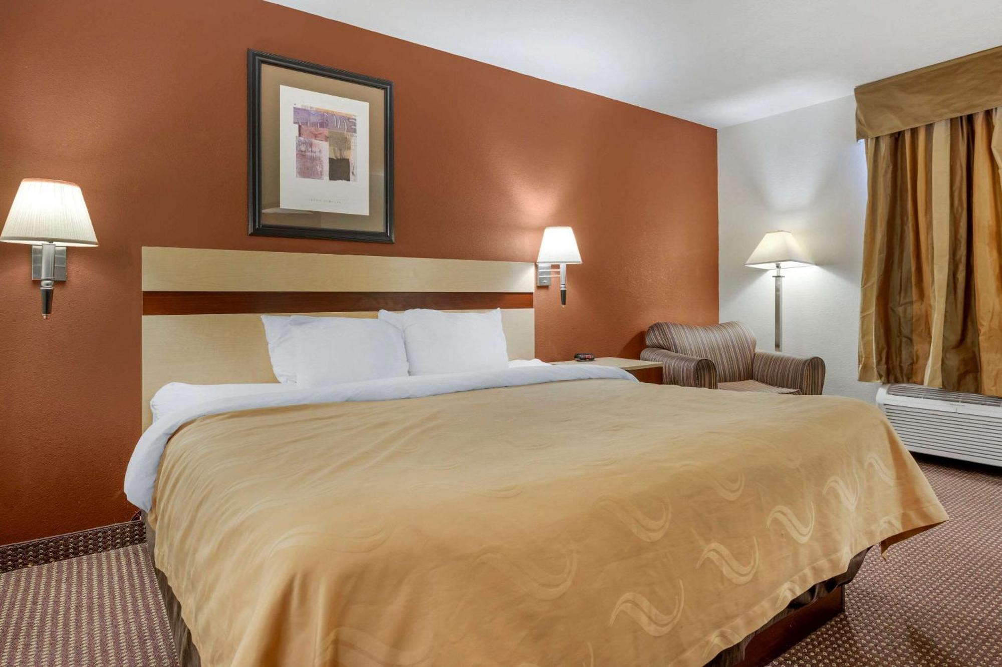 Quality Inn & Suites South-Obetz Kültér fotó