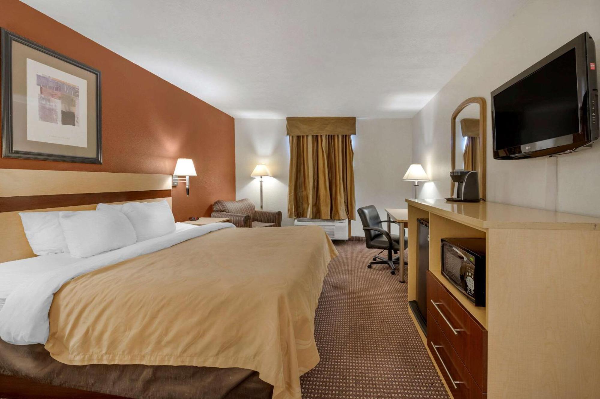 Quality Inn & Suites South-Obetz Kültér fotó