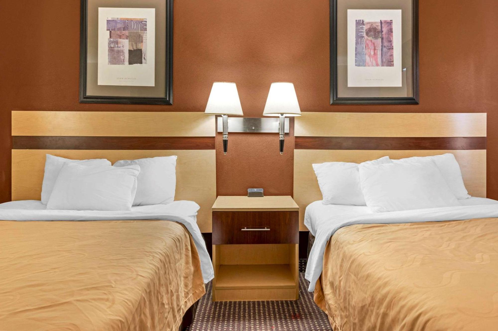Quality Inn & Suites South-Obetz Kültér fotó