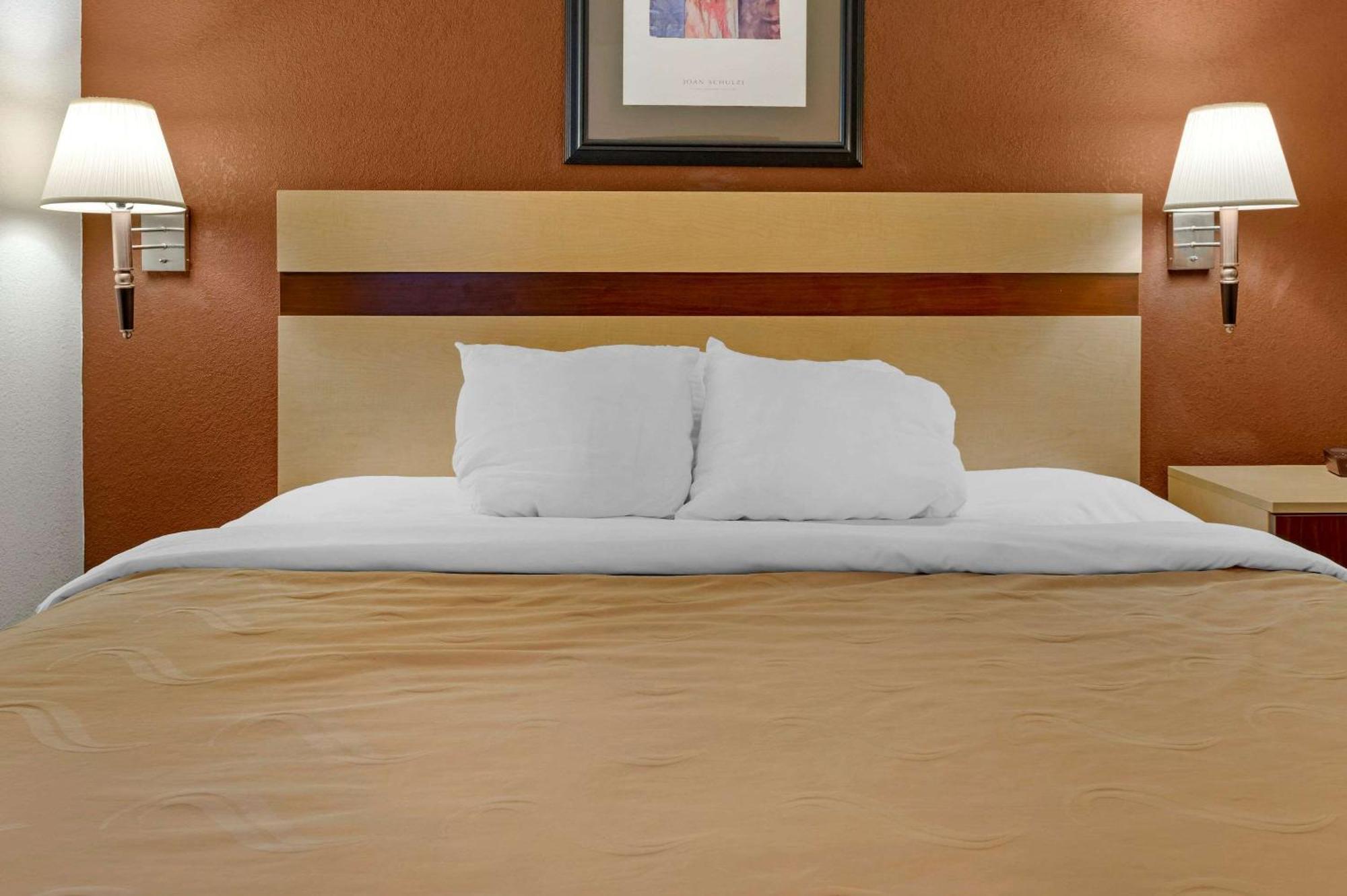 Quality Inn & Suites South-Obetz Kültér fotó