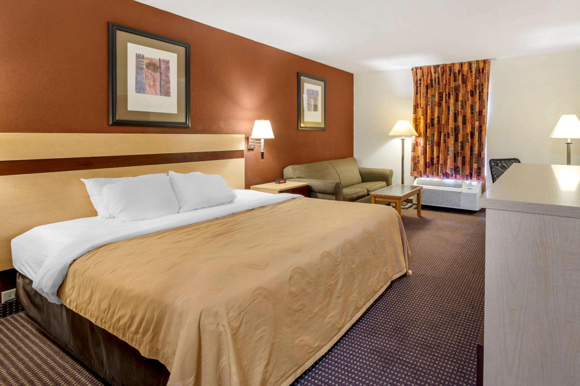 Quality Inn & Suites South-Obetz Kültér fotó