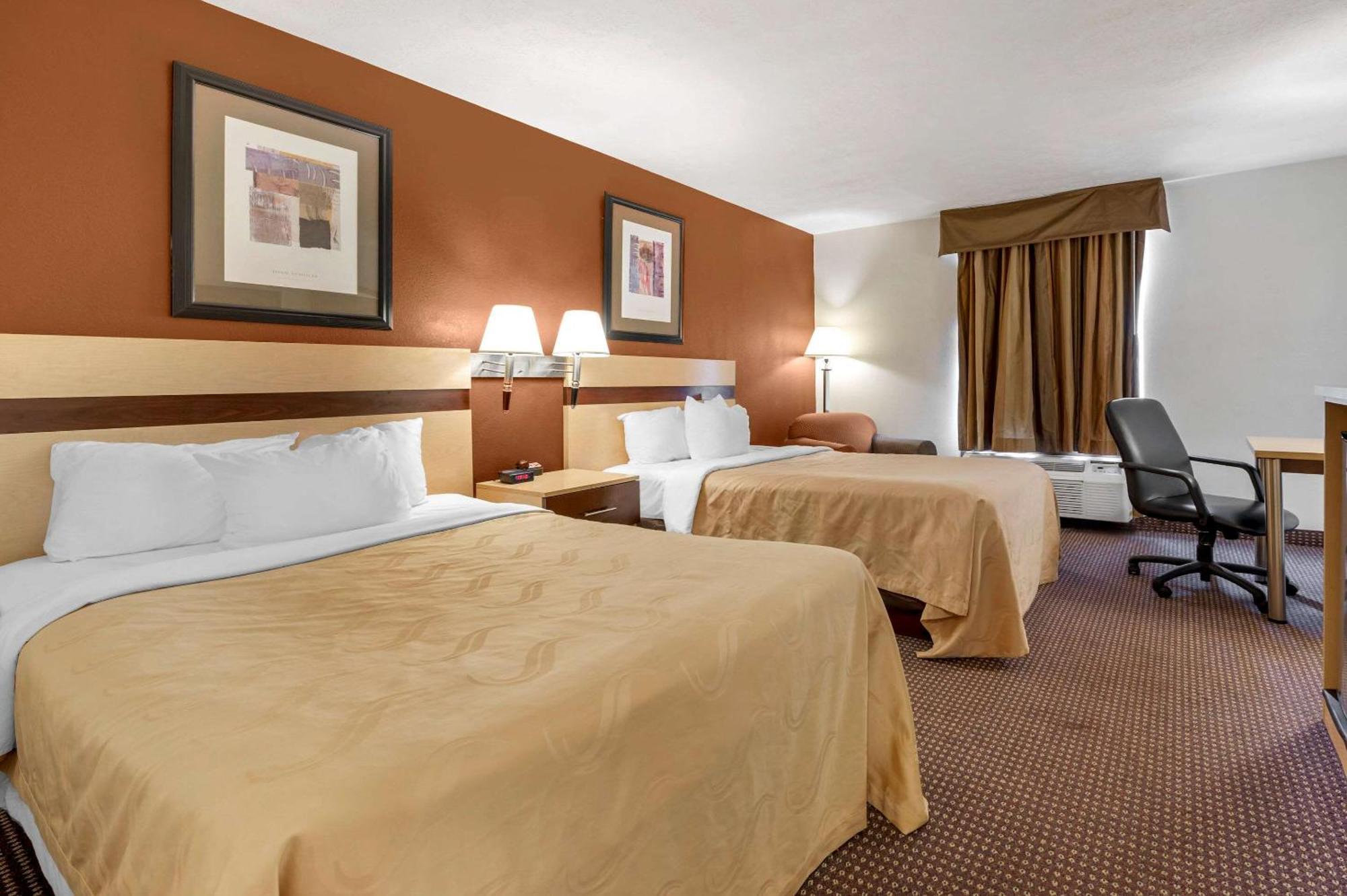 Quality Inn & Suites South-Obetz Kültér fotó