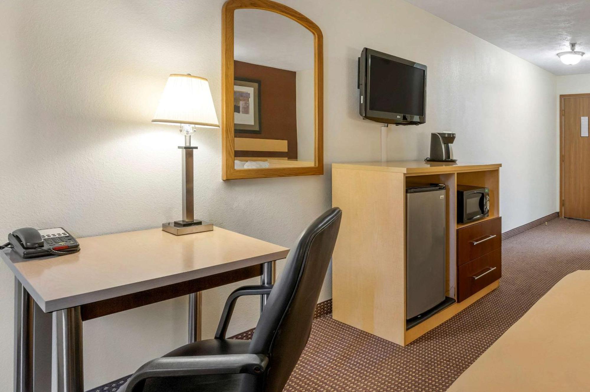Quality Inn & Suites South-Obetz Kültér fotó