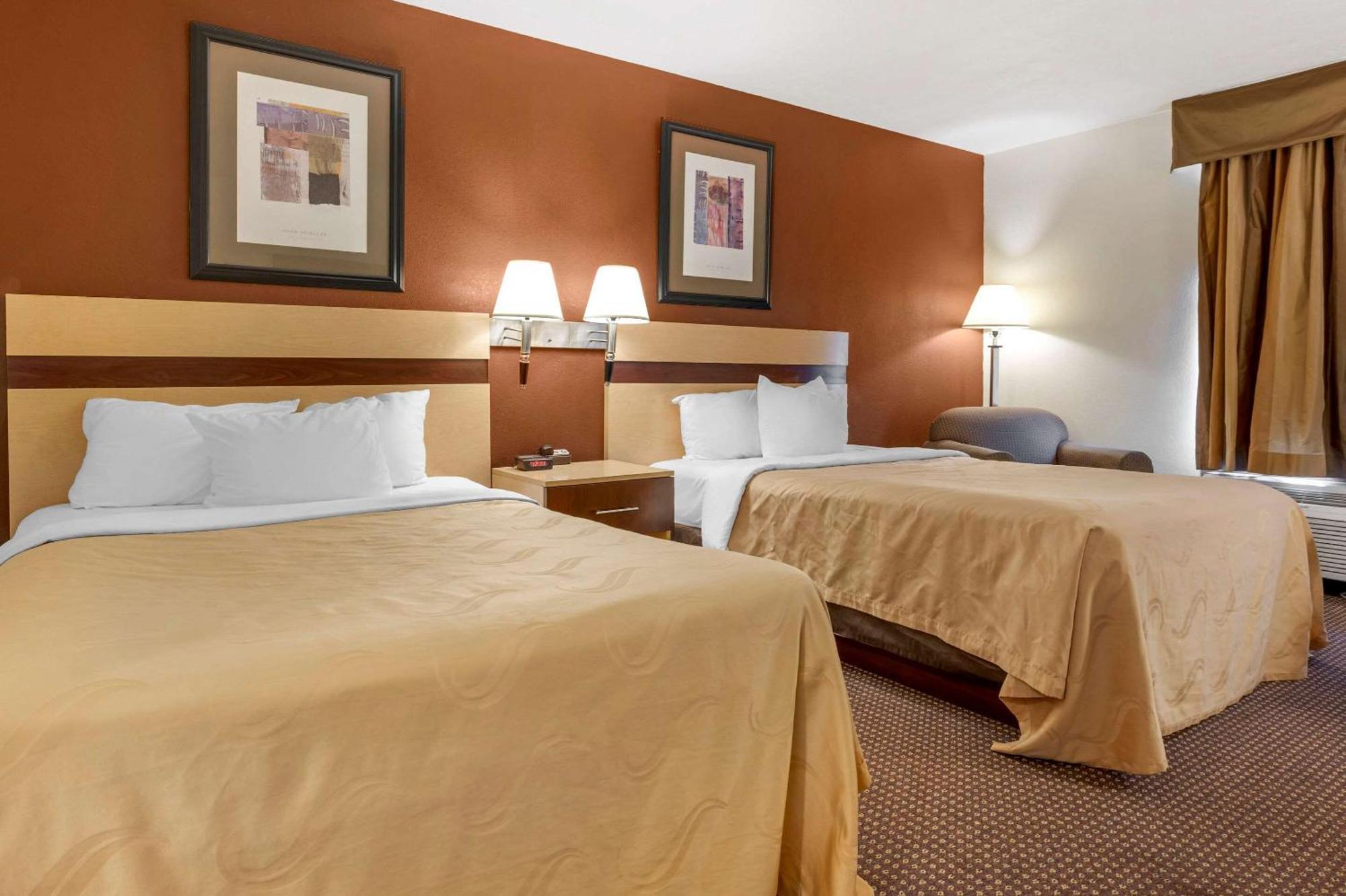 Quality Inn & Suites South-Obetz Kültér fotó