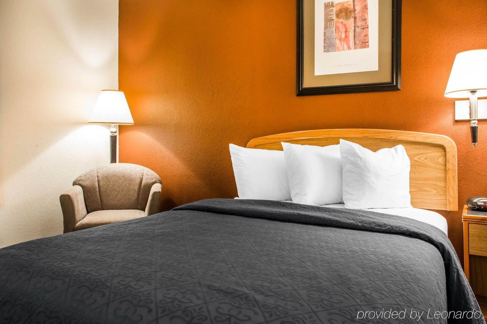 Quality Inn & Suites South-Obetz Kültér fotó