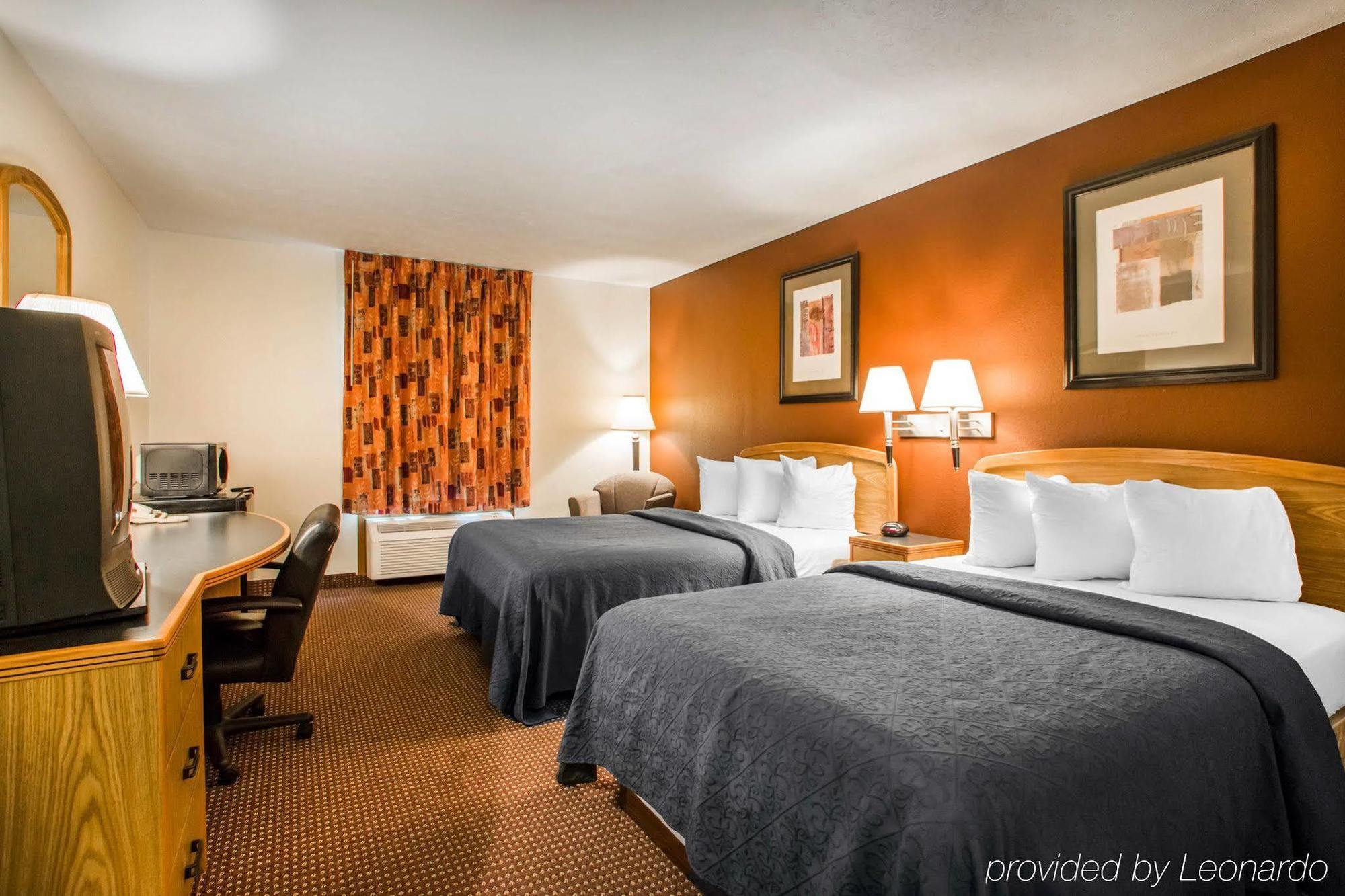 Quality Inn & Suites South-Obetz Kültér fotó
