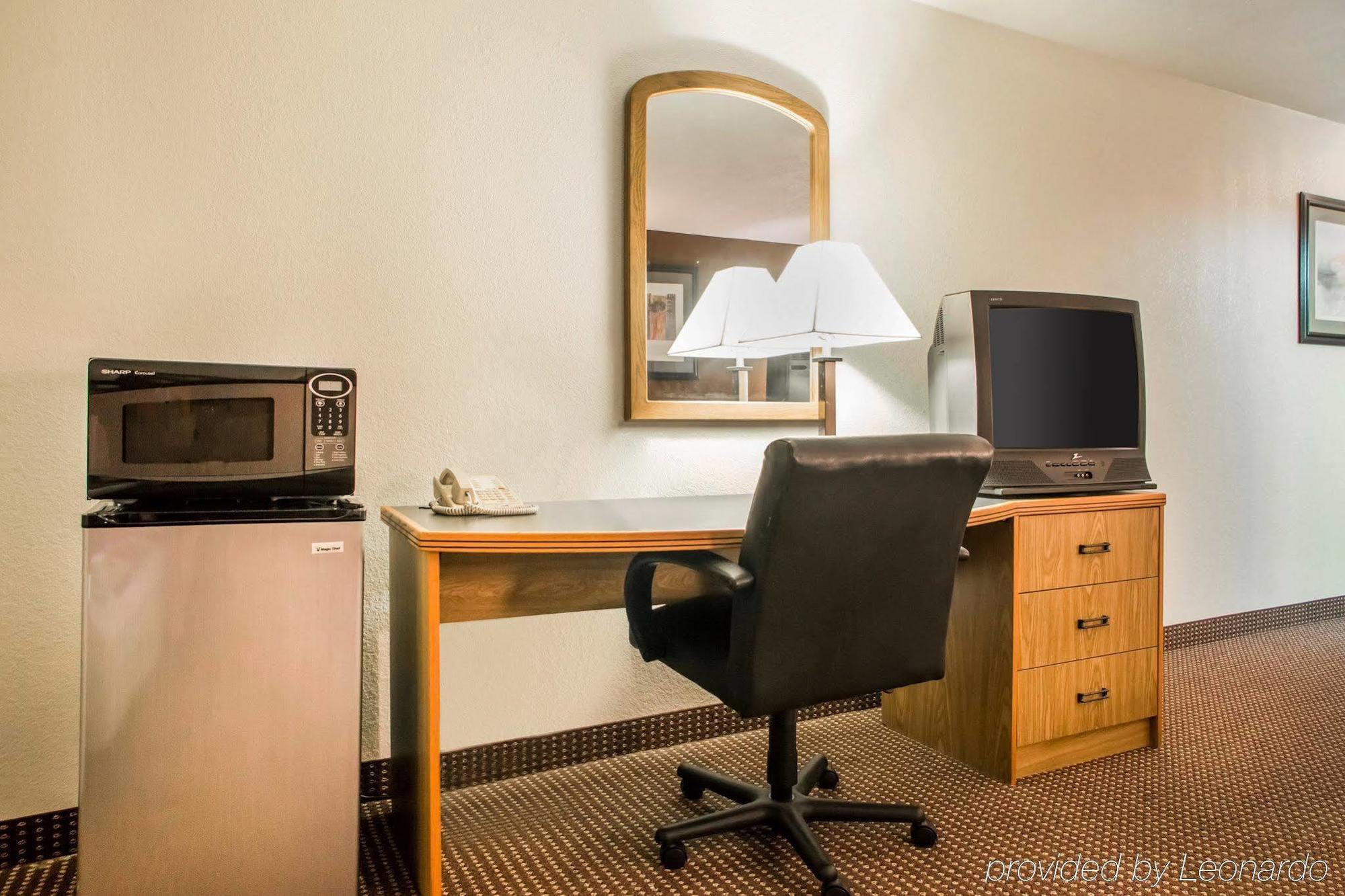 Quality Inn & Suites South-Obetz Kültér fotó