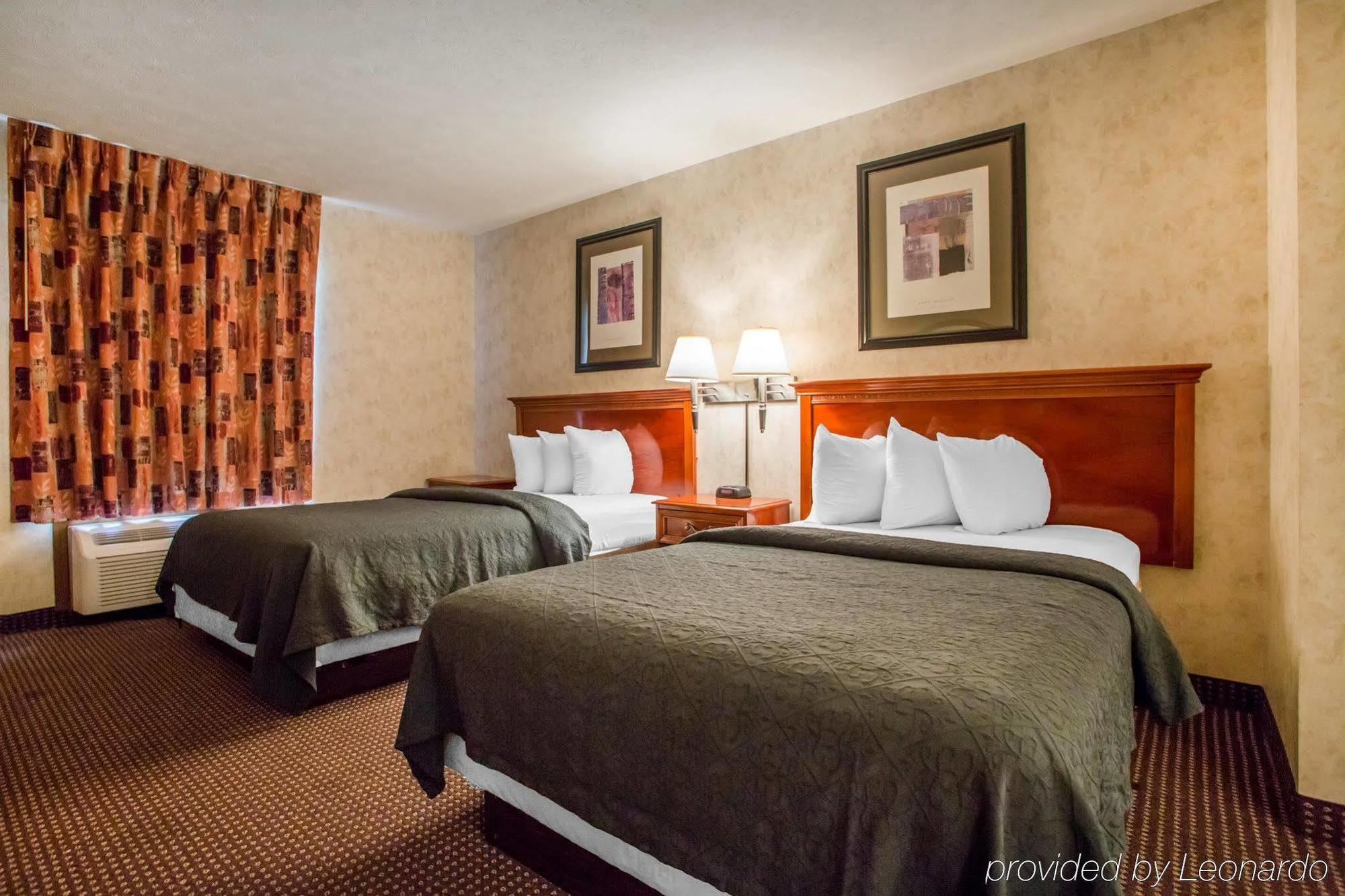 Quality Inn & Suites South-Obetz Kültér fotó